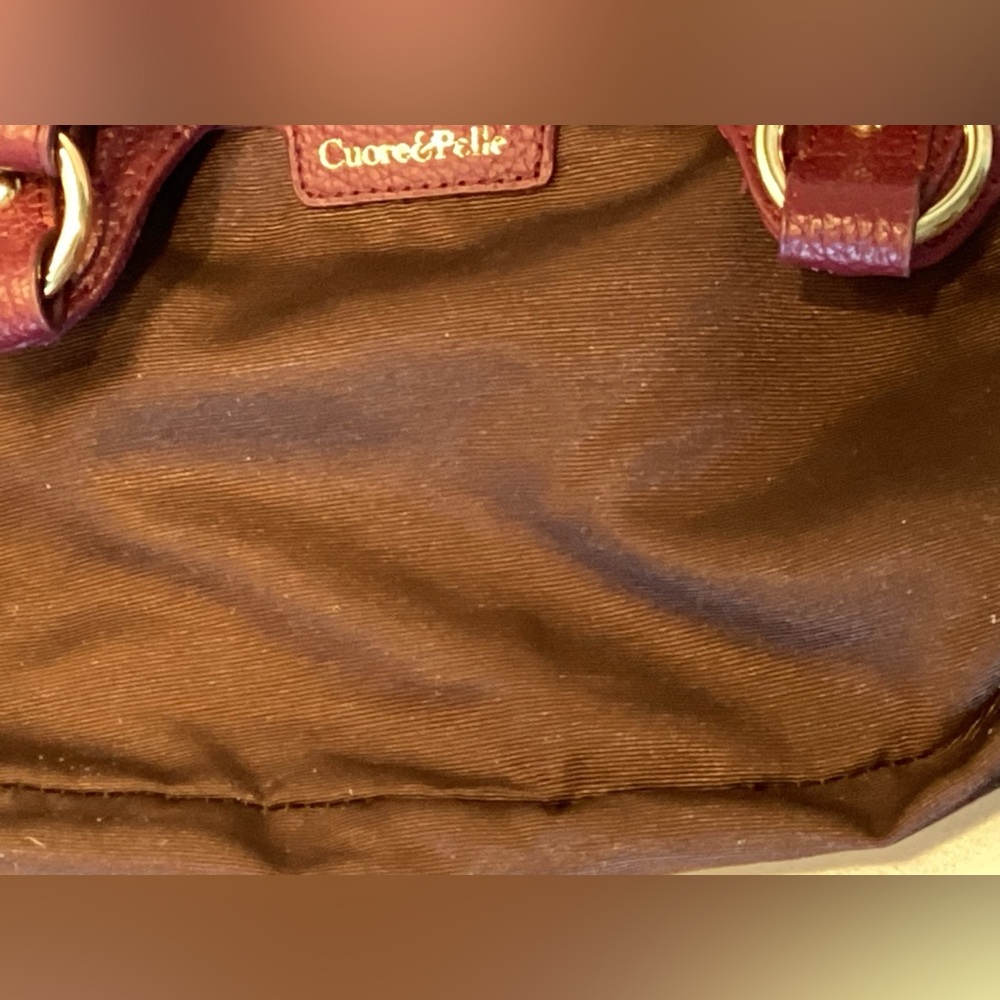 Cuore & Pelle Elegant Burgundy Leather Satchel Handbag - Picture 10 of 11